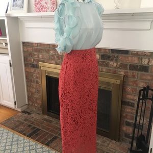 Midi lace red skirt